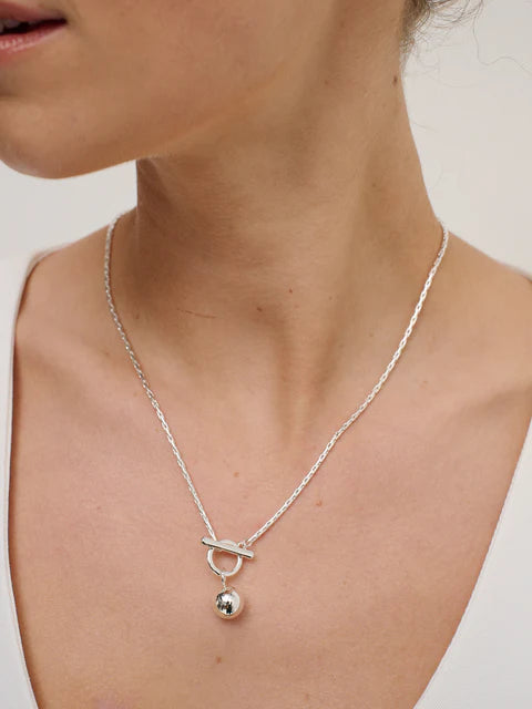 LUNA TOGGLE STERLING SILVER NECKLACE