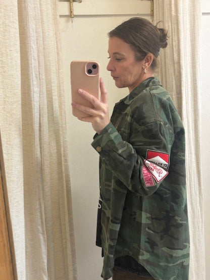 CAMO SHACKET WITH PATCHES
