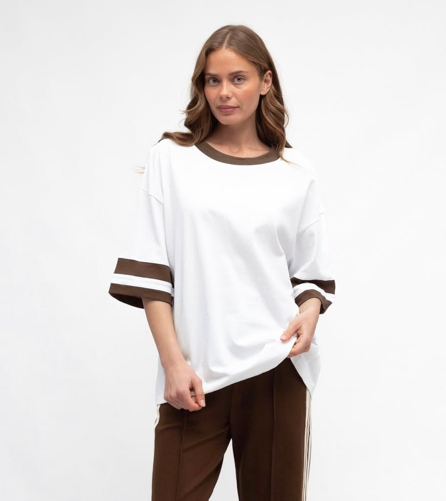 EBBI BROWN/WHITE TEE